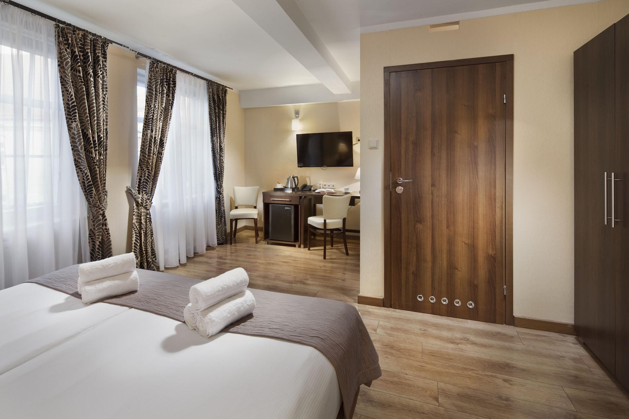 Hotel Bonum Old Town Гданск Екстериор снимка
