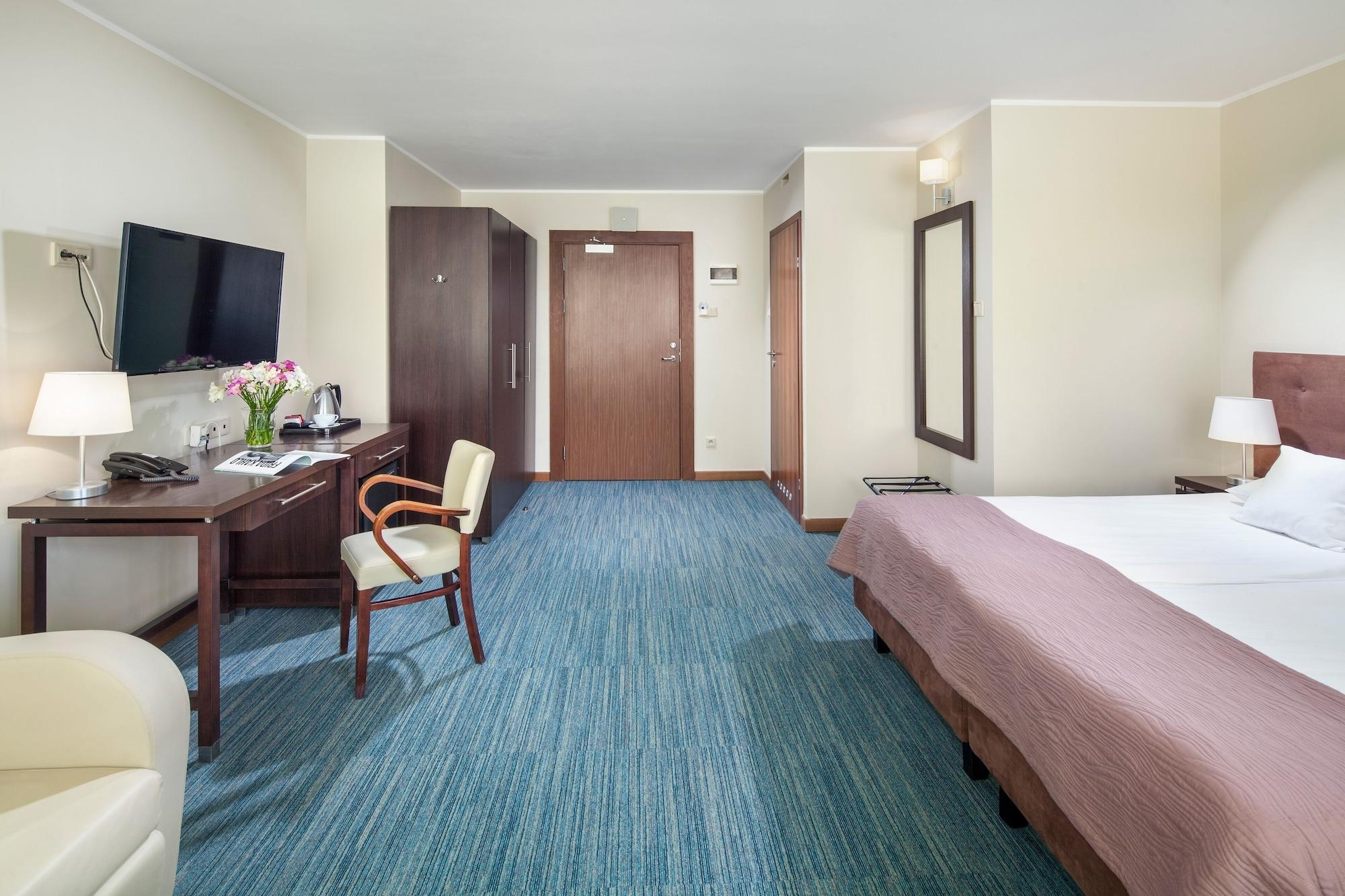 Hotel Bonum Old Town Гданск Екстериор снимка