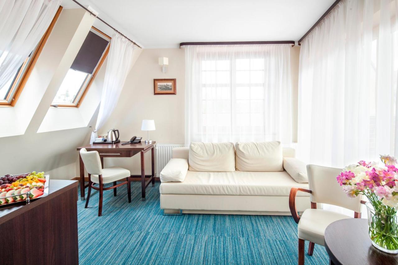 Hotel Bonum Old Town Гданск Екстериор снимка